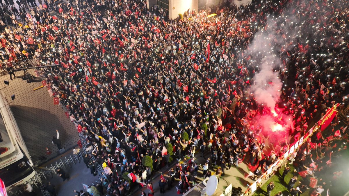 Anlık | Ankara Büyükşehir Belediyesi önü.