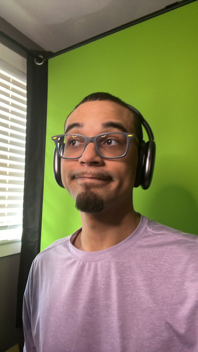 Gym was closed today…Happy Easter? Now let’s be nerds on stream instead Twitch.tv/mannimoki