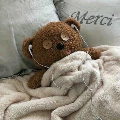 _wordswitch's tweet photo. what are the first 4 pics on ur pinterest!? https://t.co/h9zwwzWqLn