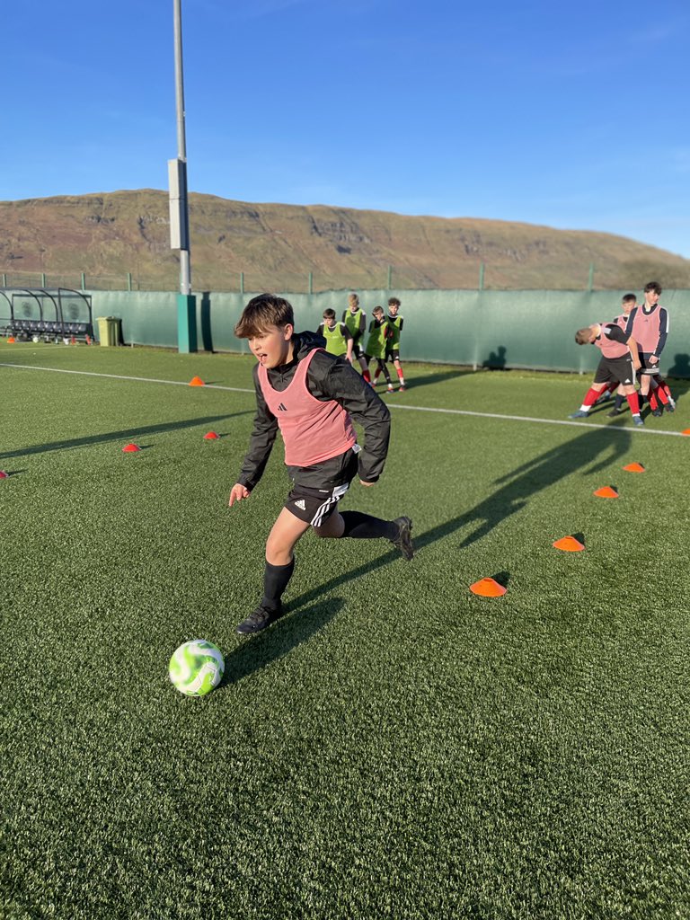 Redhill Academy PE tweet media