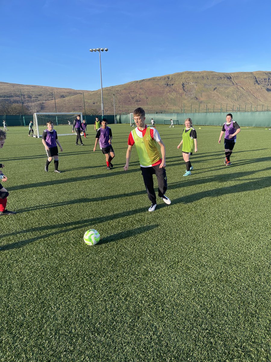 Redhill Academy PE tweet media