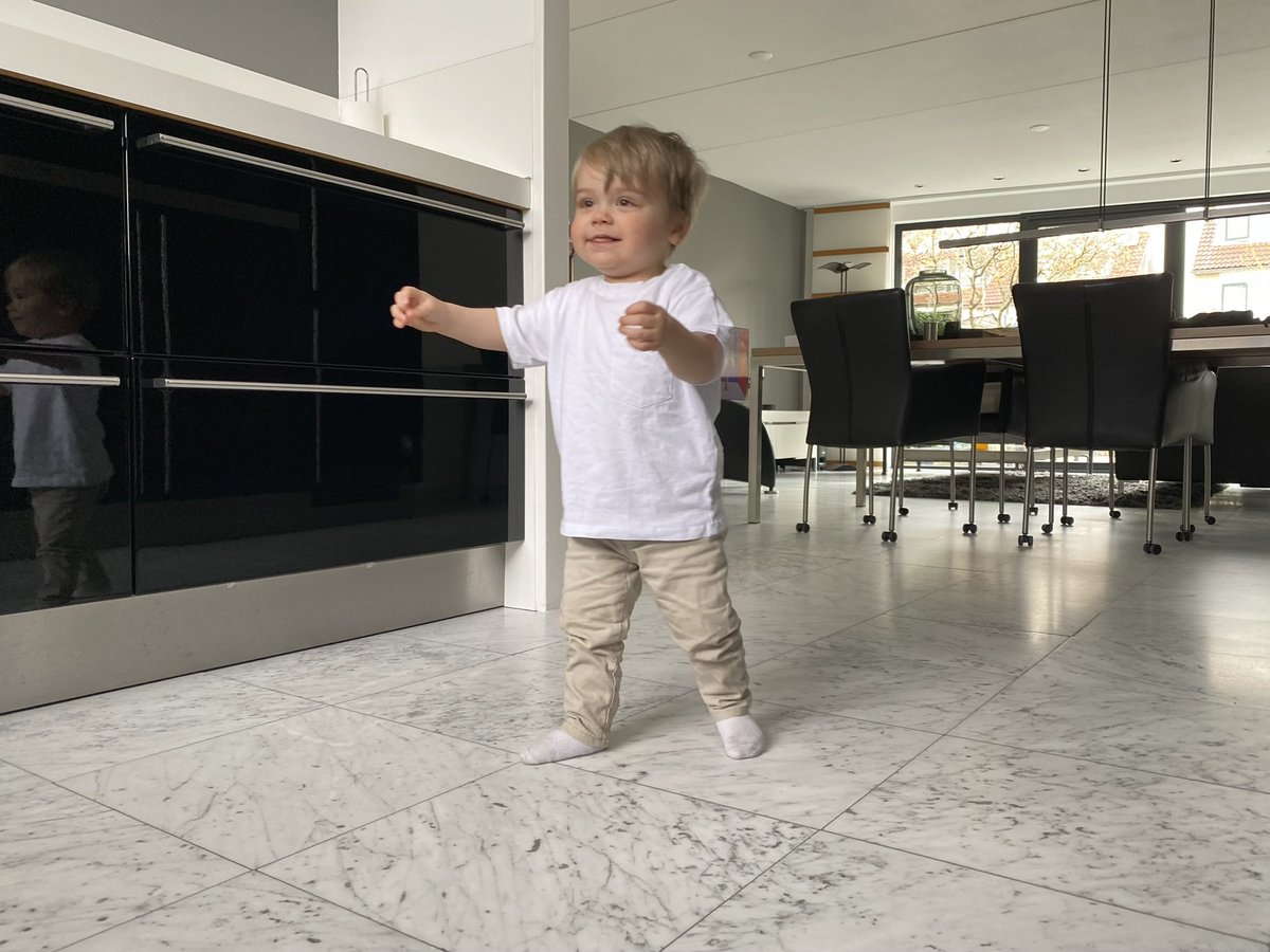 MartinDePooter's tweet photo. Onze kleinzoon Liam gestart met de loopbaan van zijn leven. De eerste stapjes zijn daarvoor gezet. Als optie ook rijvaardigheid meegenomen. Mooi Liam, je kan het! #start #loopbaan #stap #eerstestappen #rijvaardigheid #oppas #dankbaar #kleinzoon #liam #opa #oma #opaoma #dankbaar https://t.co/RL3kw7E44x