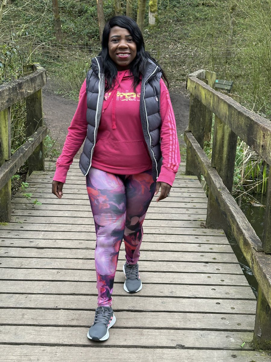 #nhs1000miles Week 1️⃣3️⃣ - 59 miles. 12 running and 47 walking miles. YTD 795 miles. Welcome Spring and the longer days🙌🏿 A lovely weekend with long walks in the country park. Happy Easter friends and have a wonderful week 1️⃣4️⃣ ❤️🌈