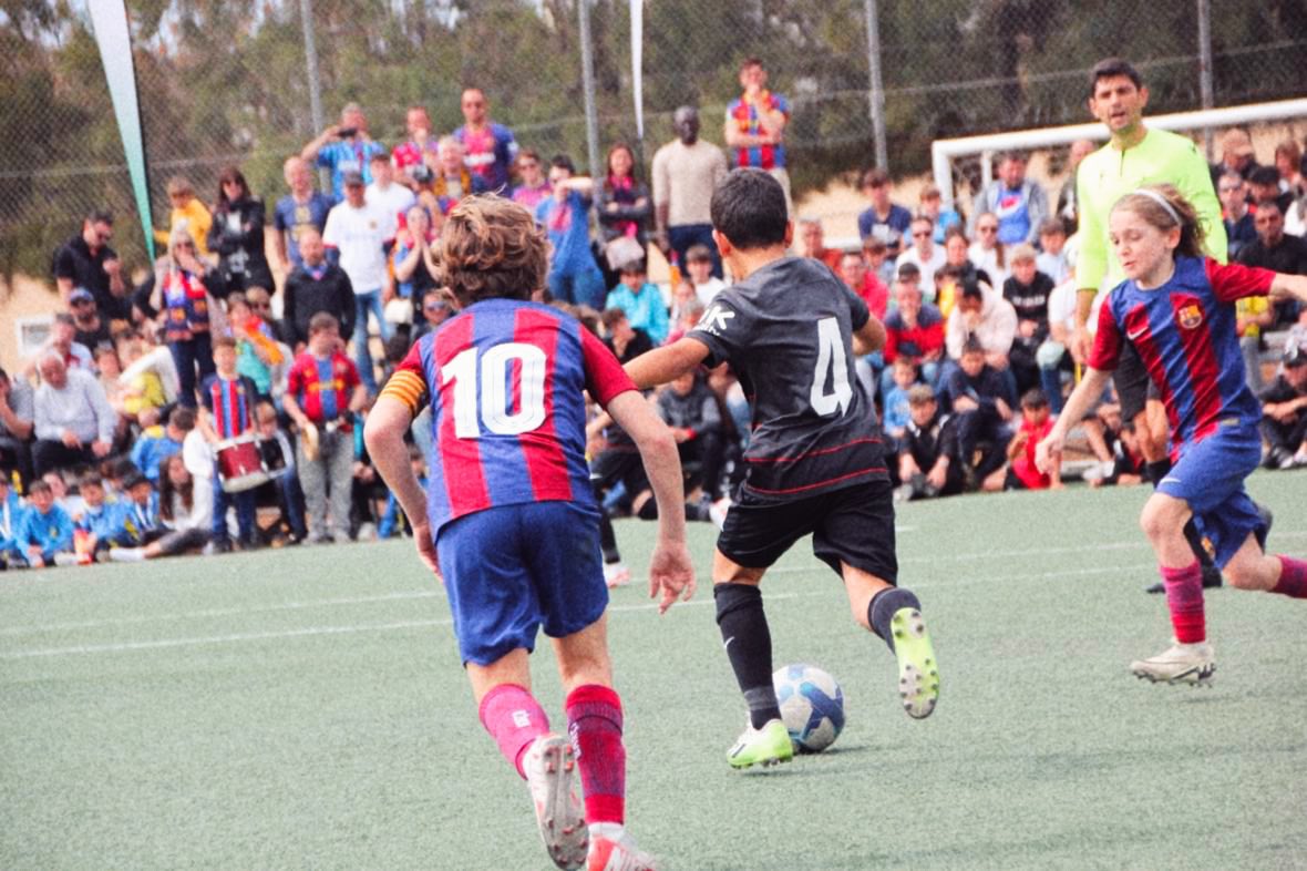 Setmana santa molt especial, plena de partits, emocions, nervis, però sempre amb el mateix objectiu, disfrutar! ⚽️❤️🖤 #SantaPonsaCup #SportCupMallorca