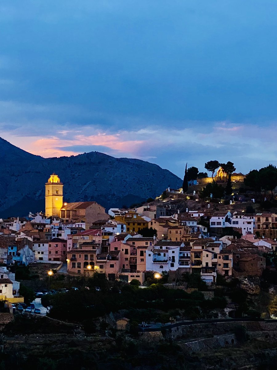 Lord Yborra *check azul* tweet media