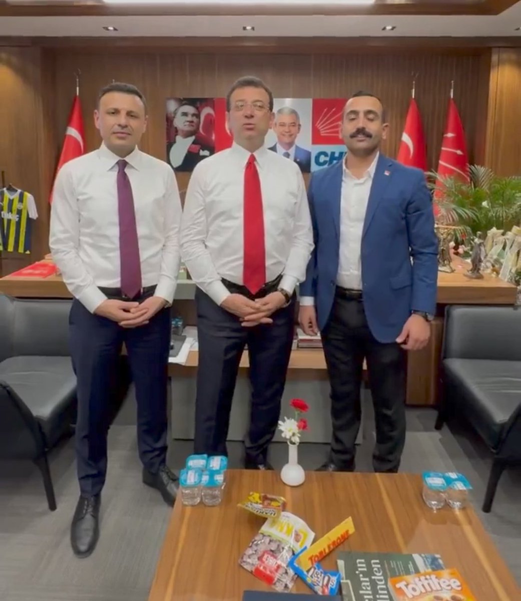 İmamoğlu'nun galibiyet konuşmasında Fenerbahçe forması var