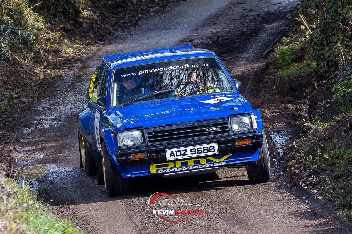 McElhinneyGary's tweet image. After 6 years @pmvwoodcraft had the helmet back on the Circut of Ireland Rally in the cool @DenMotorsport built Starlet.. A diff issue meant we had to pull out but a hopefully a quick fix and and she will go again. #toyota #starlet #rwd #rally #circut