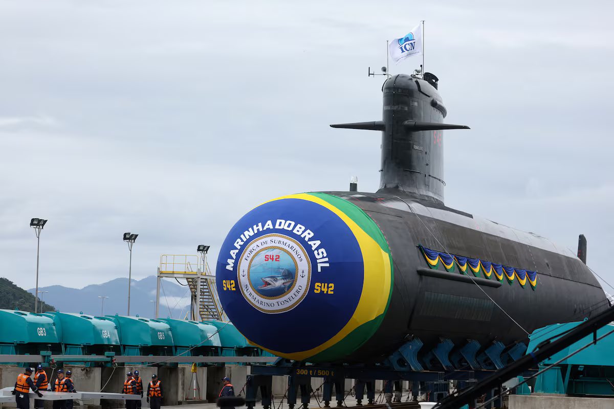 France to help Brazil develop nuclear submarines. The Álvaro Alberto, the first Brazilian submarine with nuclear propulsion, is due in 2031. Named to honour Admiral Árvaro Alberto, one of the first scholars in the field of nuclear energy in Brazil. reuters.com/world/americas…