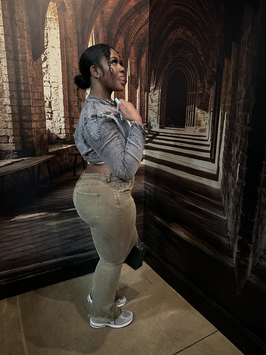 ainturae's tweet image. 