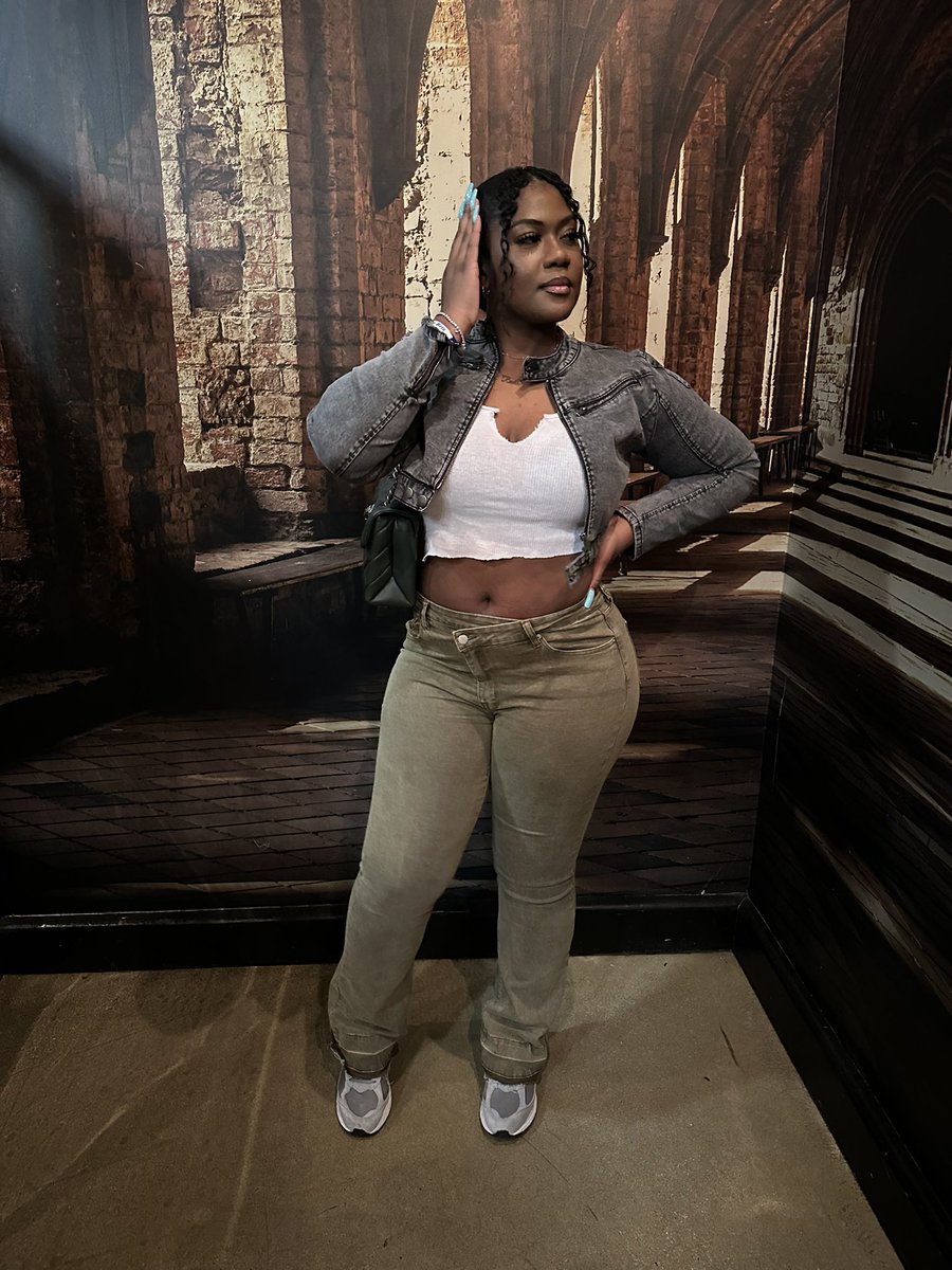 ainturae's tweet image. 