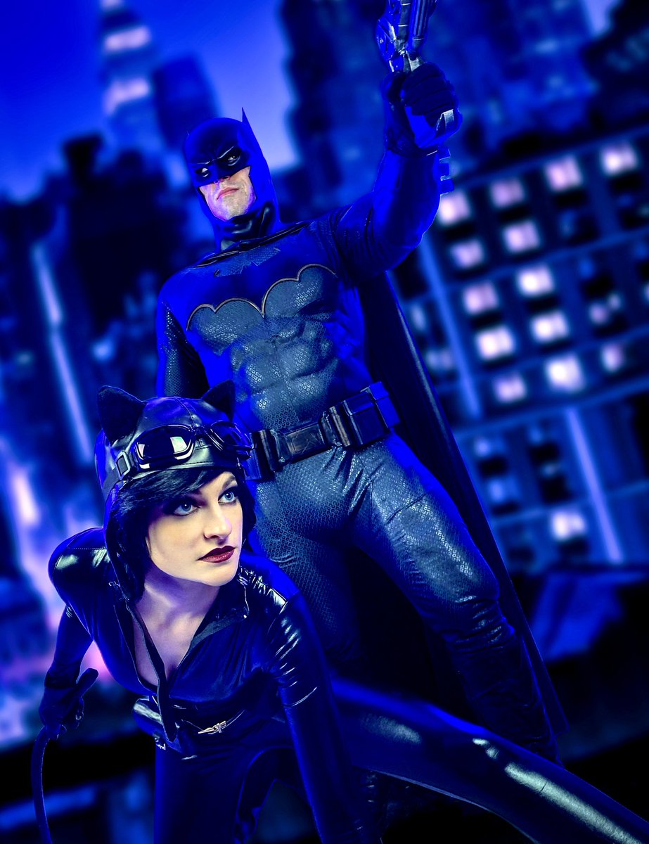 Had lots of fun shooting as both Catwoman and Riddler with this awesome #Batman cosplayer (sincitydarkknight)