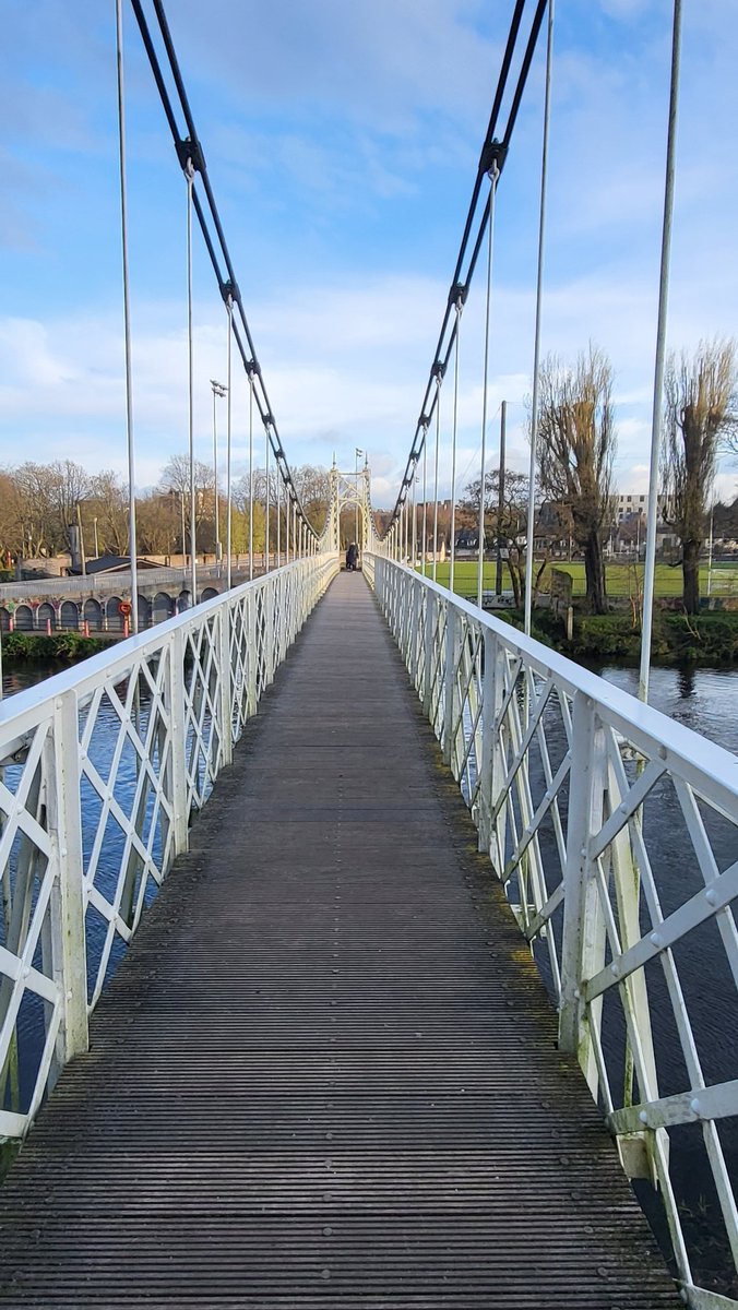 noel60428101's tweet photo. #day91 #1195
On the banks of the Lee cork city
#100daysofwalking
#roundfourcrew https://t.co/1Is1J6TY9r