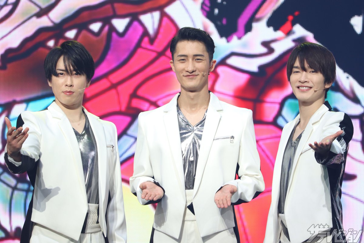 thetvjp's tweet photo. #SnowMan #岩本照 #深澤辰哉 #宮舘涼太 の
主演舞台がいよいよ開幕
「いずれ国内外問わず
楽しませられるエンターテインメントに」

＜#祭GALA＞ 

▼記事の続きはこちら
https://t.co/1iYKLv5I3i

#コシノジュンコ @shochiku_stage https://t.co/vUJxRk66Ld