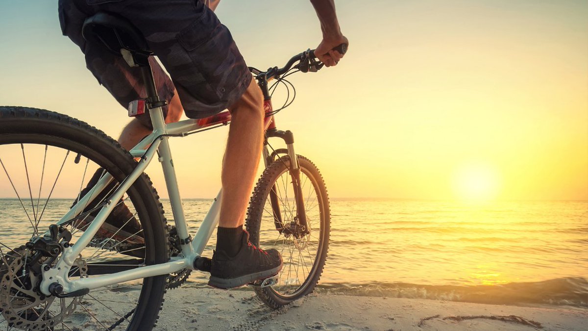 🚴 Enjoy sunny bike rides, but don't skip sunscreen! 🌞

Shield your skin in the great outdoors. Share your sun safety tips below! 🌳☀️ #SunSafeRides #BikeAdventures #BikeSafeIM