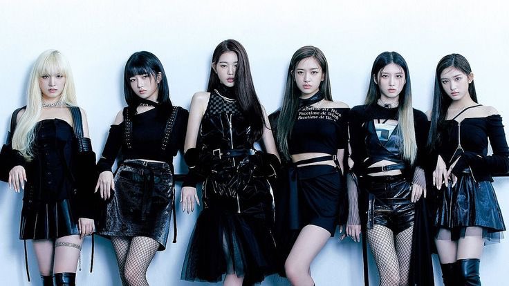 staycuntiest's tweet image. 220221 🔙🏃‍♀️

보고 싶어서 So I’ll run to you 😉.

#RUN2U #런투유
#STAYC #스테이씨