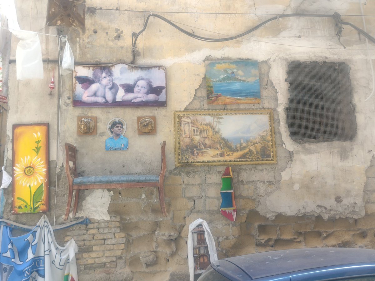 tom13012096's tweet photo. #lookandplay (130) for the attentive ๐
#AlphabetChallenge #WeekM
M is for Maradona in Naples https://t.co/5FstnKP3jv