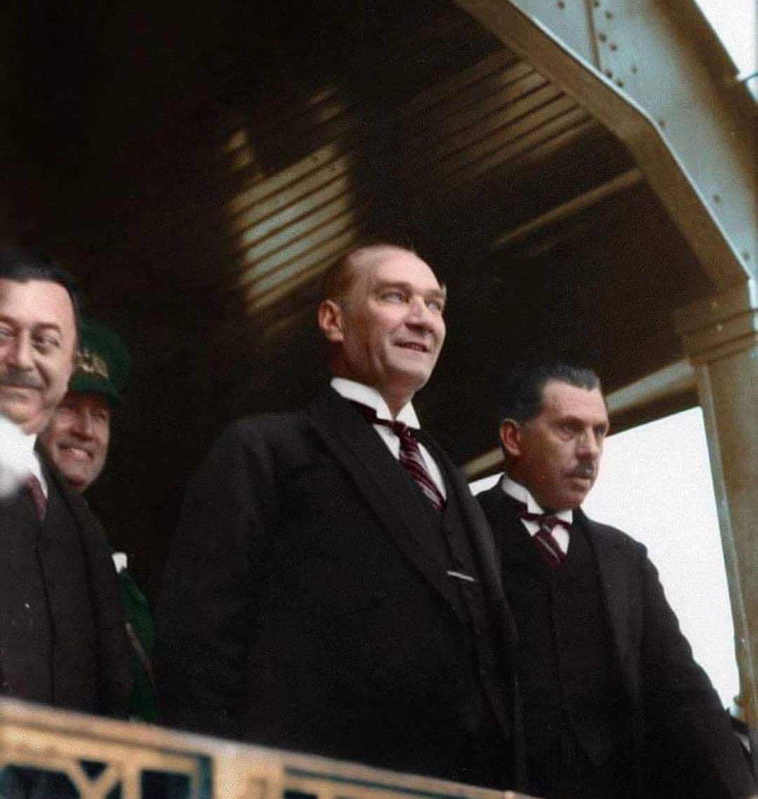 Bugün balkon konuşması Ulu Önder Mustafa Kemal ATATÜRK’ten #secim2024