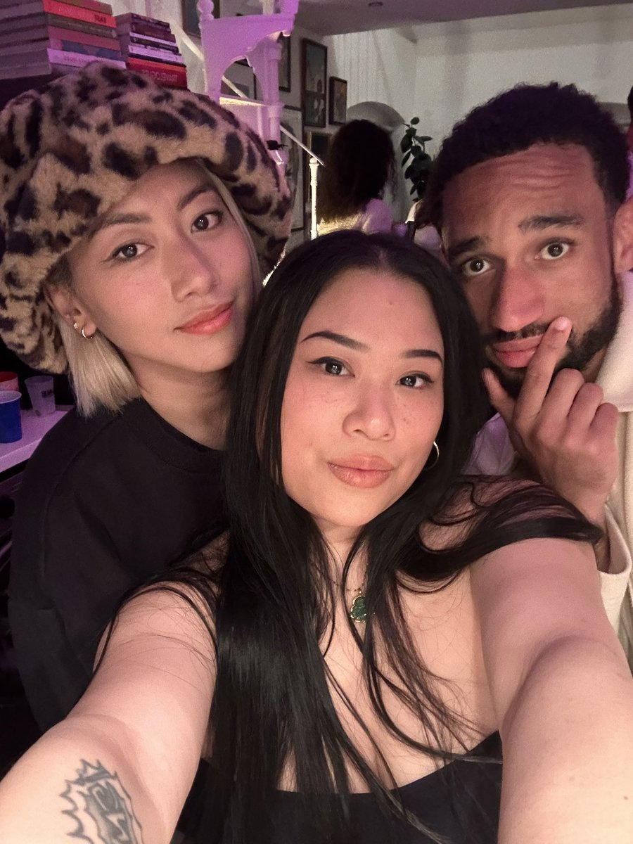 BENNYJANG_'s tweet photo. Yesterday was 10/10. Woke up this morning with the dirtiest hangover and feeling ill but still managed to get 2hrs in the gym. https://t.co/5paxJMgxMW