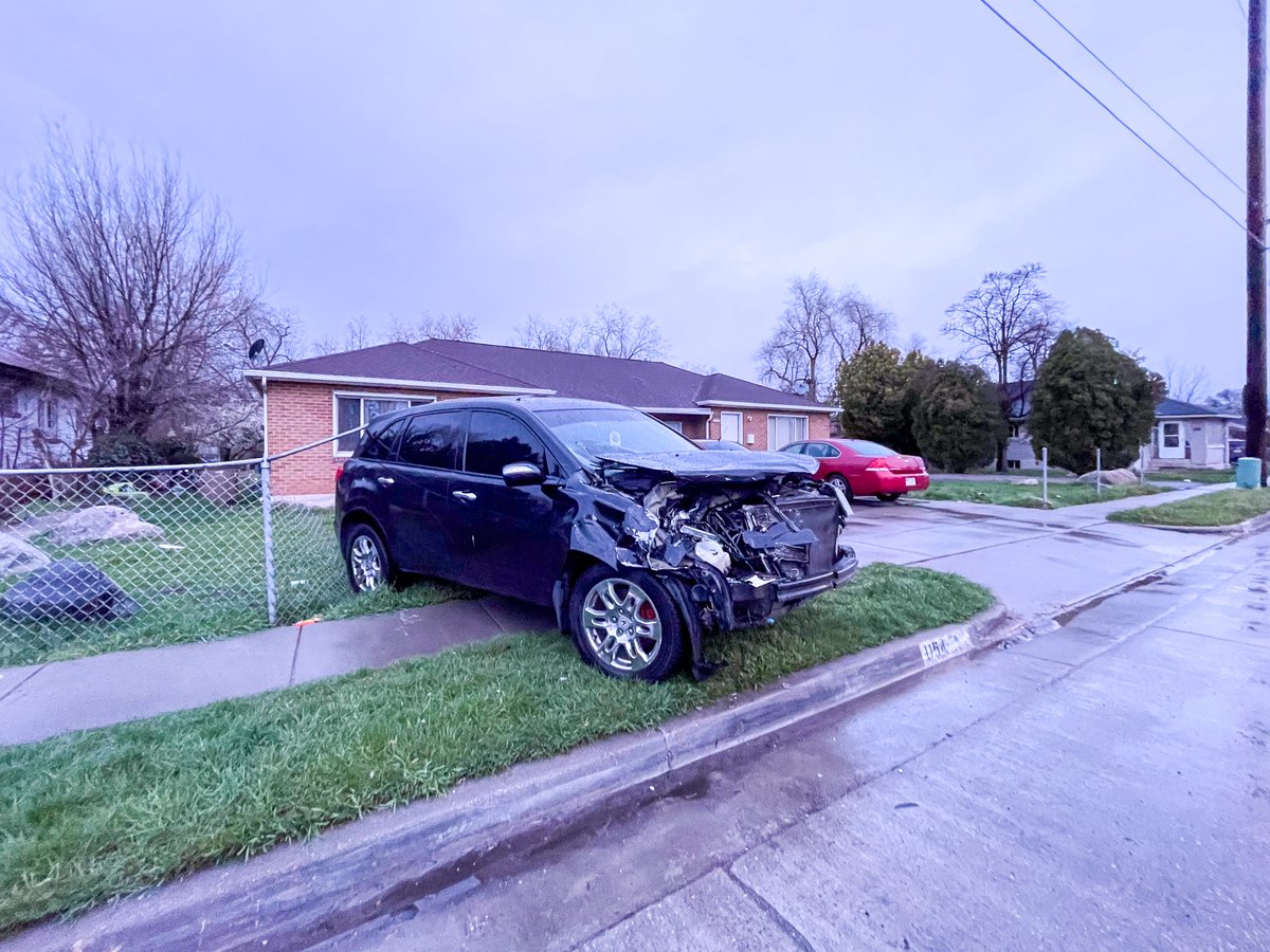 This morning, we arrested a 22-year-old man who crashed his truck into two parked cars and continued driving before he crashed through a fence and into a yard. Link: slcpd.com/2024/03/31/slc… #SLC #SLCPD #SaltLakeCity