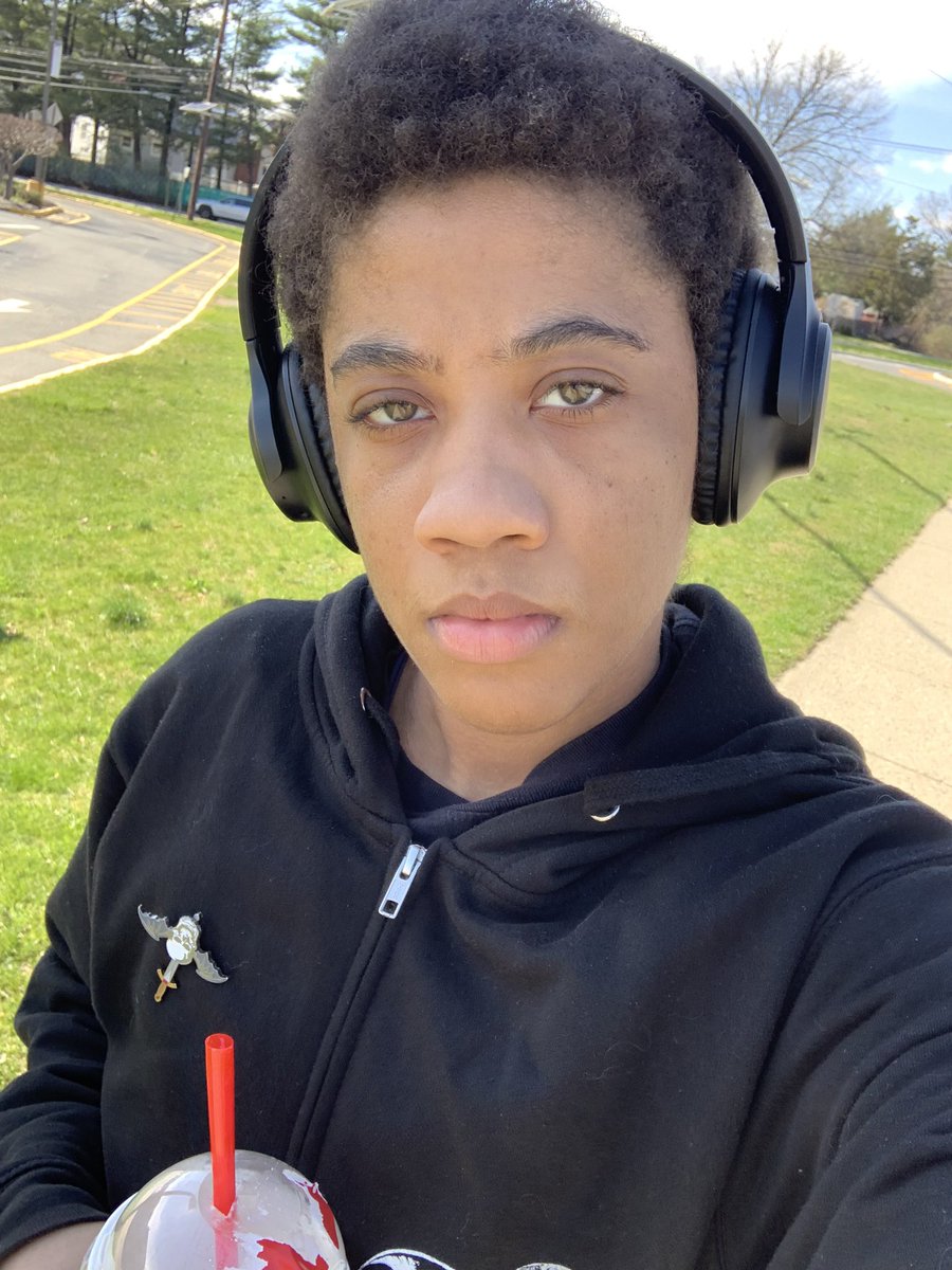 hesbianbigby's tweet photo. happy #TransDayOfVisibility i’m 6 months on T 🥳 #downwithcis https://t.co/0CfAlQhmPj