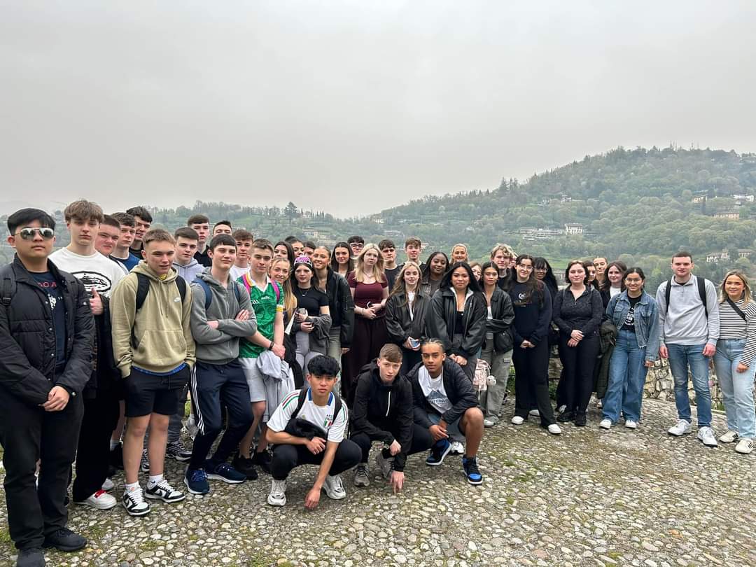 cscanlondp's tweet photo. Back from another successful tour with the fabulous staff &amp; students of @FingalCC 🇮🇹 Well done to @MsLeiRoo for organising a fantastic trip for our 5th Yr students👏🏻 Treasured memories to last a lifetime for both students &amp; teachers @okanem4 @ms_abehan @ddletb 🥰 #bellaitalia🇮🇹 https://t.co/UypuF29A43