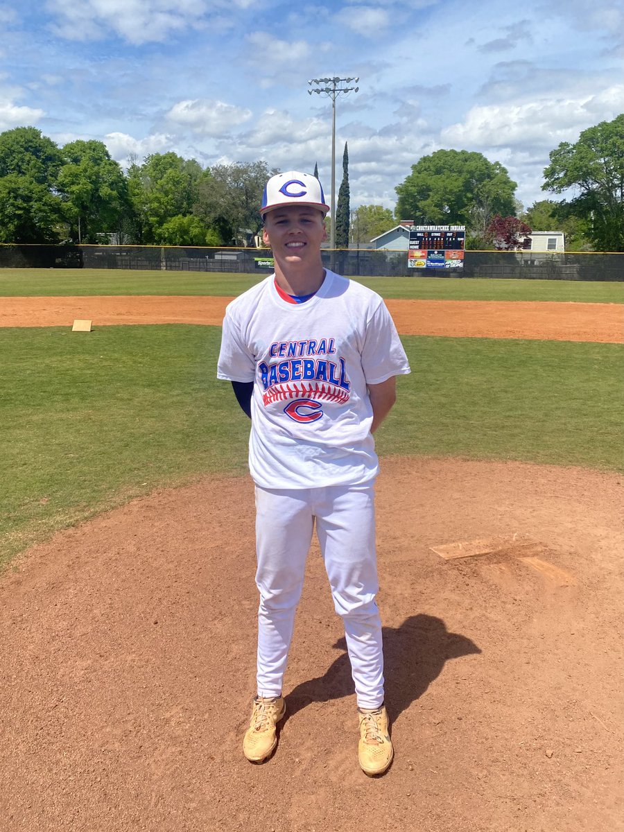 Sr. @MetcalfeEli CGW, 4 Hits, 3 K is the Destination Athlete player of the game. #OneTribe