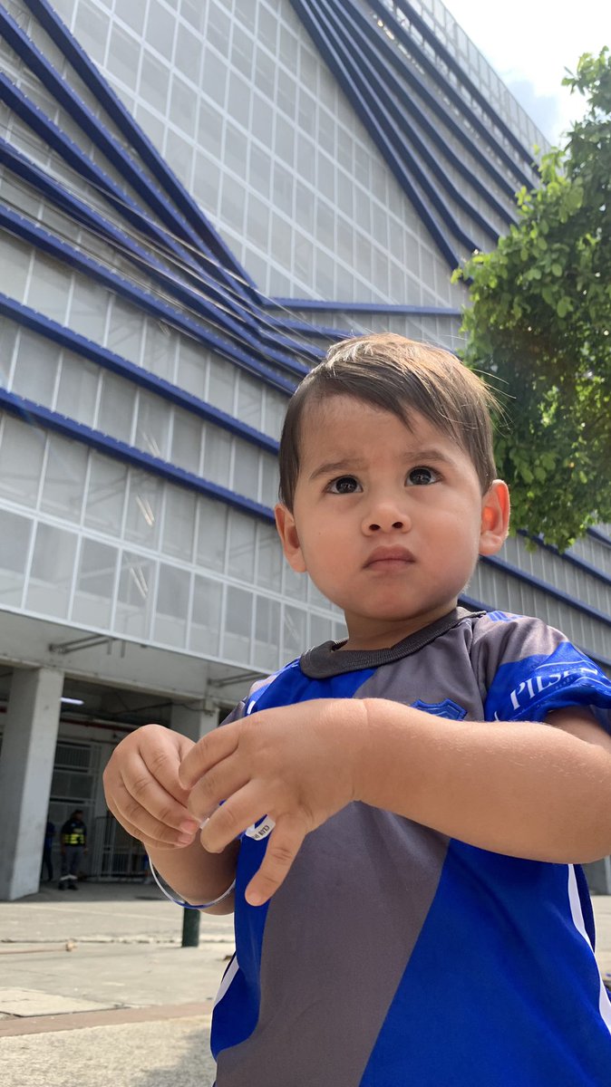 TataGye's tweet photo. DUMP ELÉCTRICO ⚡️💙
🎶 Los Domingos Guayaquil está de fiesta 🎶 @CSEmelec https://t.co/8qRuMpZdEu