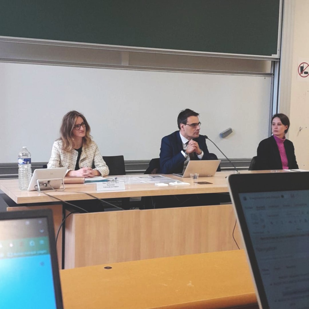 AssoPPP_'s tweet photo. 📸 Retour en #images sur la conférence consacrée au contentieux de l’exécution des décisions de justice, organisée par le @m2_dap sous la direction scientifique de Mme Eve Dubus, MCF en Droit Public à l'@InstitutIdp.
Félicitations aux intervenantes et intervenants ! https://t.co/ya4OcaMyJh