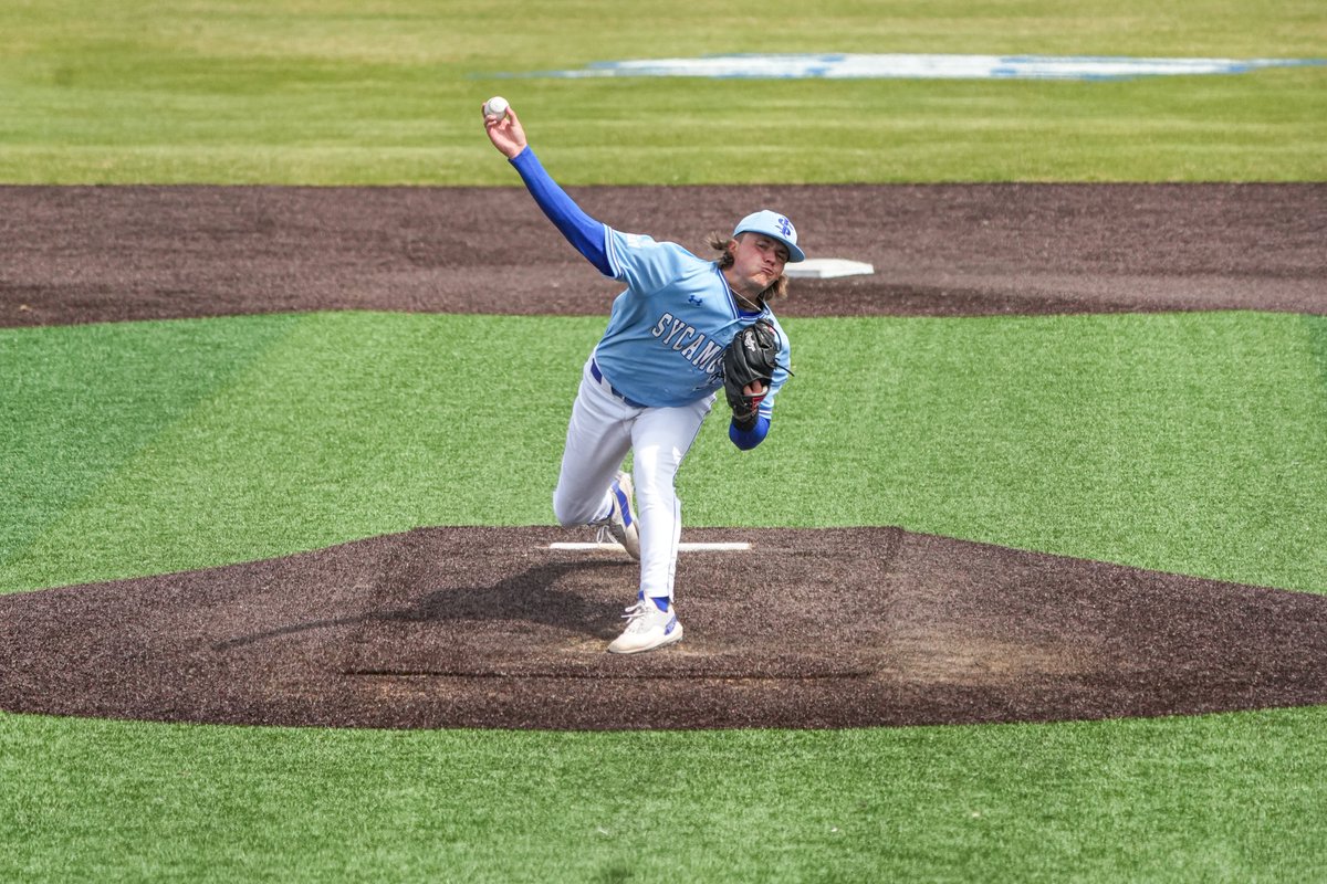 Sears, Krupinski, Hayden power Indiana State to series sweep over UIC

tinyurl.com/2pzfwxna

#MarchOn