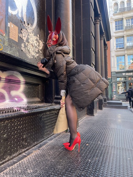 💋 Happy Easter 💋 https://t.co/ektVPFgIFJ