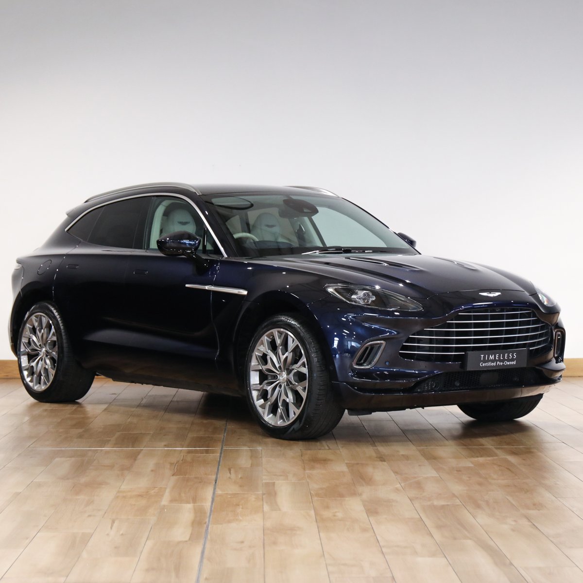 AstonMartinWork's tweet image. Available now:
Timeless Pre-Owned DBX.

The versatility and indulgence expected of a luxury SUV with sports car levels of dynamic performance.

Contact our showroom for more information:
enquiry@astonmartinworks.com
Tel. 01908 610620

#AstonMartin #DBX #Timeless #PreOwned