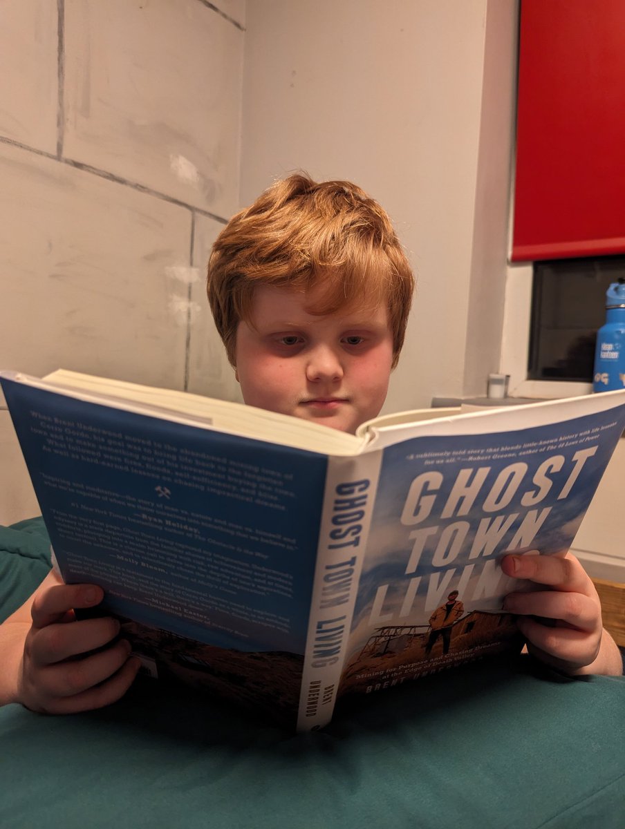 garyhogarth's tweet photo. @underwoodbrent I have just finished "Earth" and my future geologist son (we watch your videos together) has "borrowed" my copy. https://t.co/gBMgOGPInR