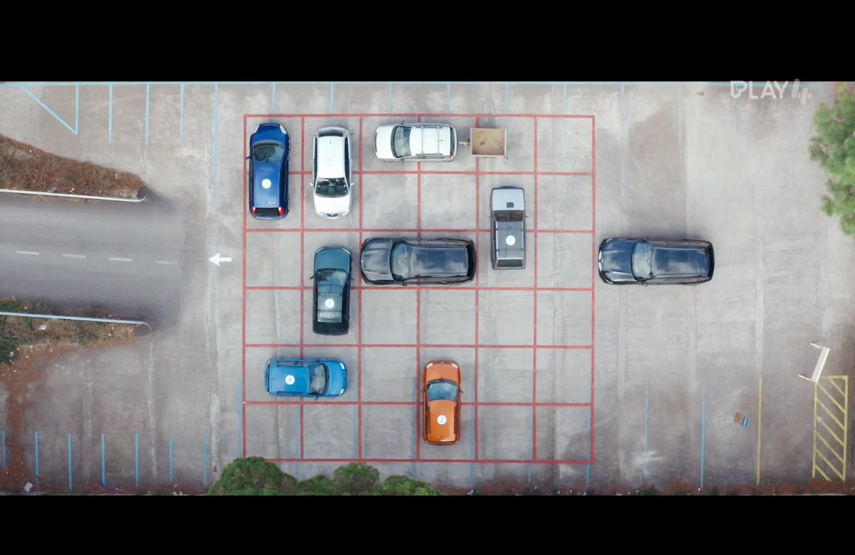 #DeMol 
Ontsnappen van de parking na een concert in't Sportpaleis: