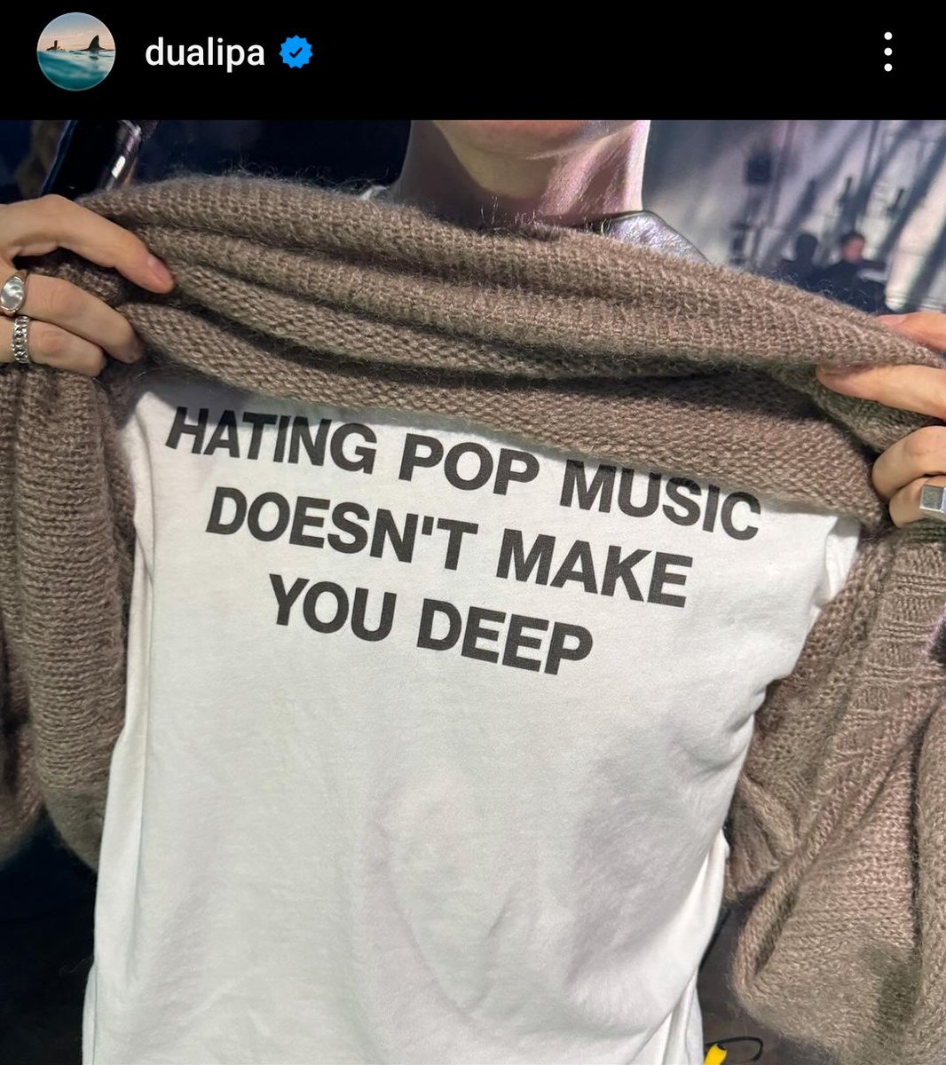 season_lipa's tweet photo. dua lipa was so real for that https://t.co/WhQndKXo9V