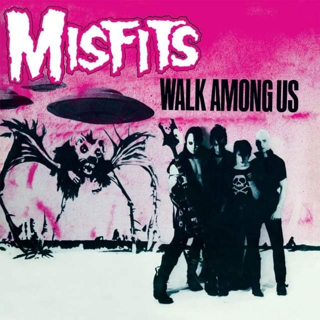 CFloydstock's tweet photo. Há 42 anos chegava "Walk Among Us"!!!
Qual a sua canção predileta deste álbum de estreia do Misfits?
#misfits #walkamongus #punk #punkrock #horrorpunk #classicrock #rock #music #musica #confrariafloydstock https://t.co/HtjlDbz2kQ