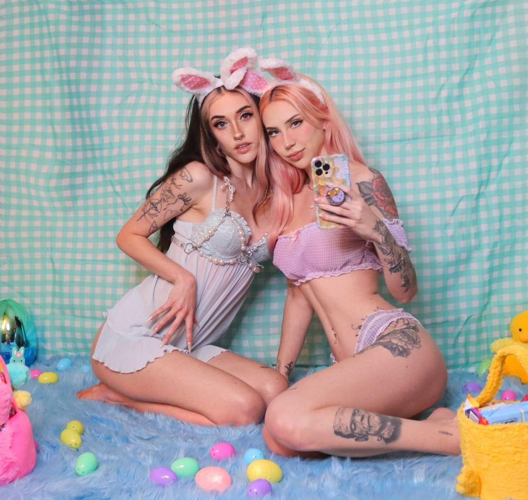 peachysonly's tweet photo. ✨️🐰🌸happy bunny day!🌸🐰✨️ https://t.co/CgY8bOj65E