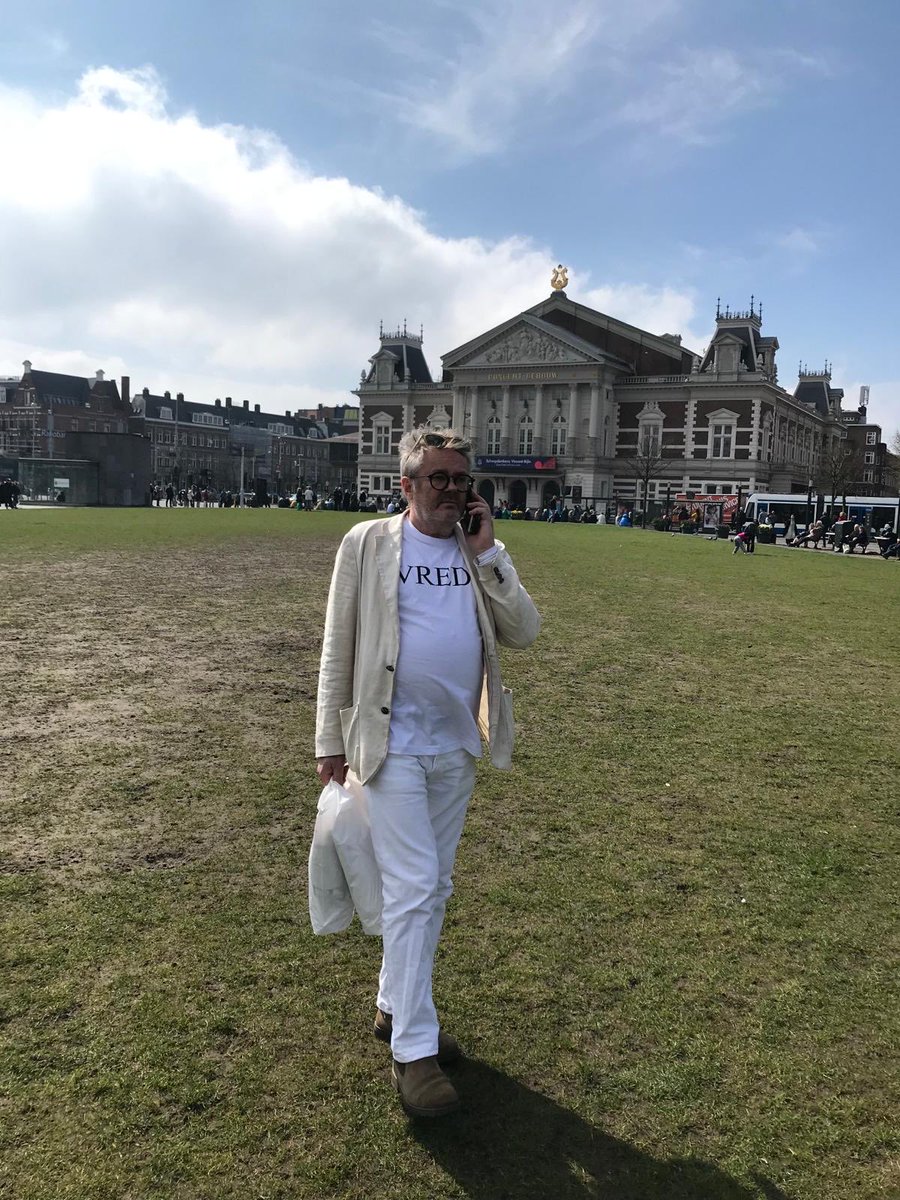 georgevanhouts's tweet photo. 1330. Ik dacht dat er niemand zou komen…… https://t.co/9tX0g1GyBw