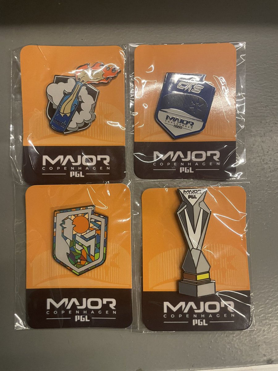 GIVEAWAY 😊🫶 Full set of PGL Copenhagen Major pins for those who are missing out on the Major! Simply follow, like, & RT ❤️ Ends in two days!