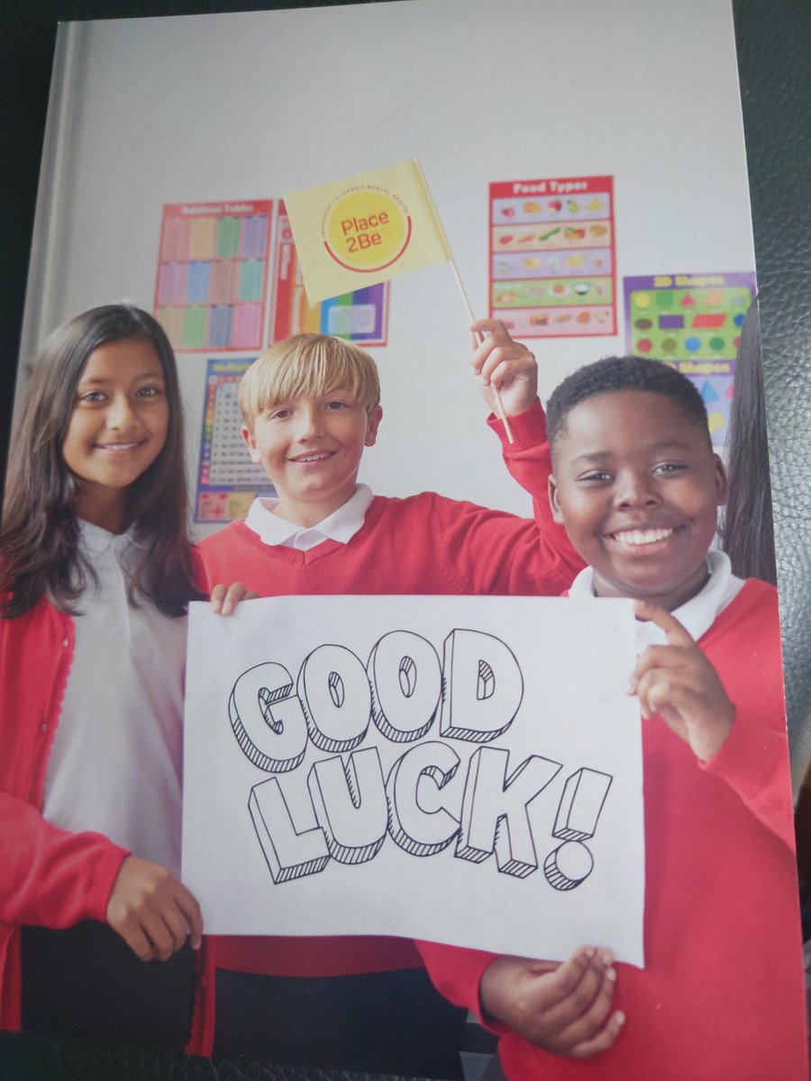 BecksBDaniels's tweet image. A fabulous #nhs1000miles week. Finished #30dayAbChallenge, supported my friend to reach her first 5km, a selfie with Ben Johnson @WestHam &amp;amp; a lovely #Goodluck card from @Place2Be ahead of @LLHalf next Sunday! @SarahKhanNHS @DoverPsych 
25.2 🏃🏽‍♀️257.9 YTD 
Total 54 - 670 YTD