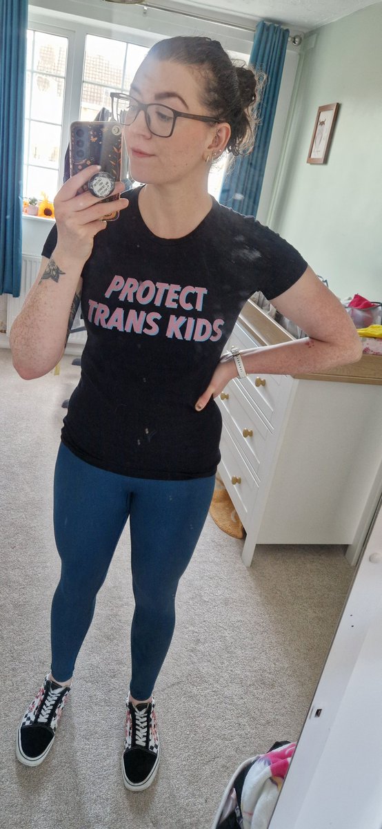 You are safe with me & I'll always be in your corner to fight off the assholes 🏳️‍⚧️ #TransDayOfVisibility #TransRightsAreHumanRights #FuckJKRowling #ProtectTransKids