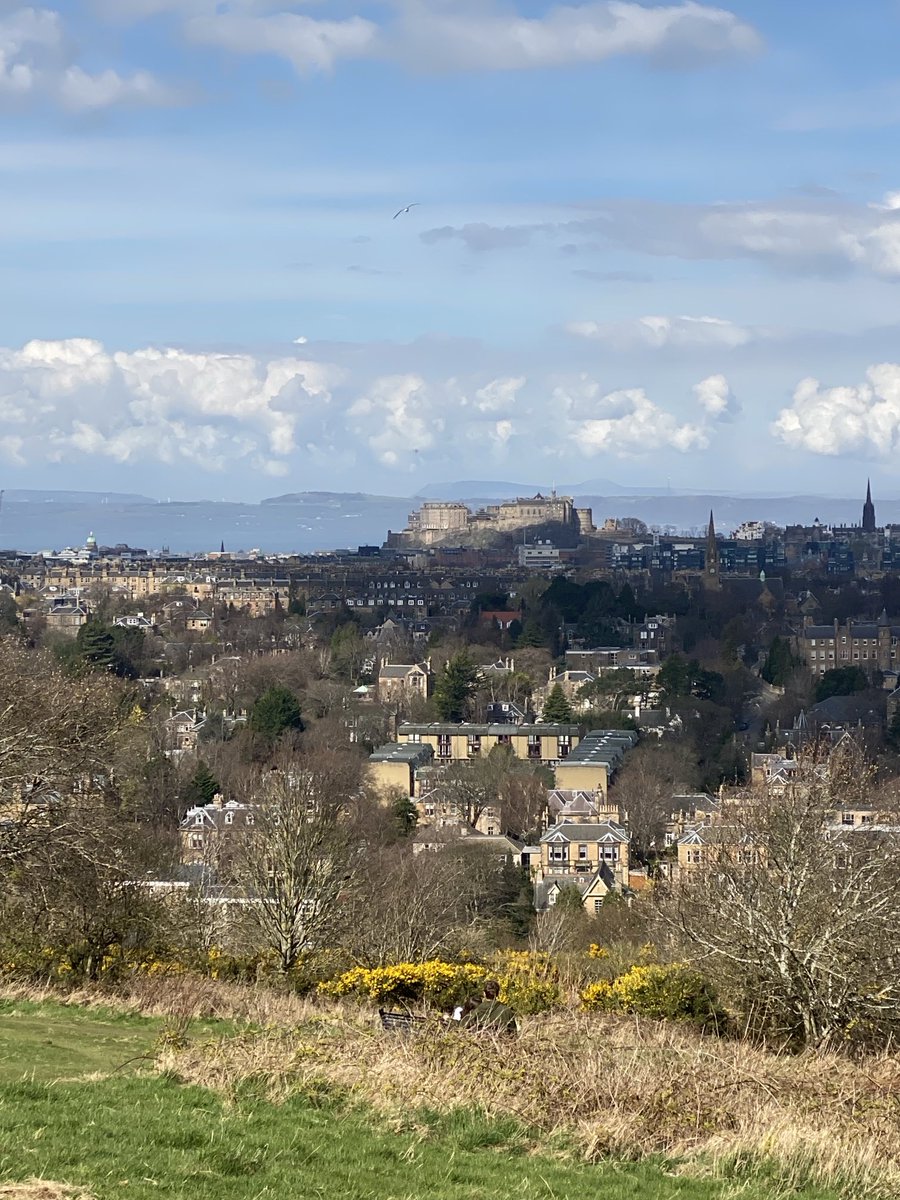 InmaRuiz's tweet photo. #Edinburgh https://t.co/snwO2dmkIS