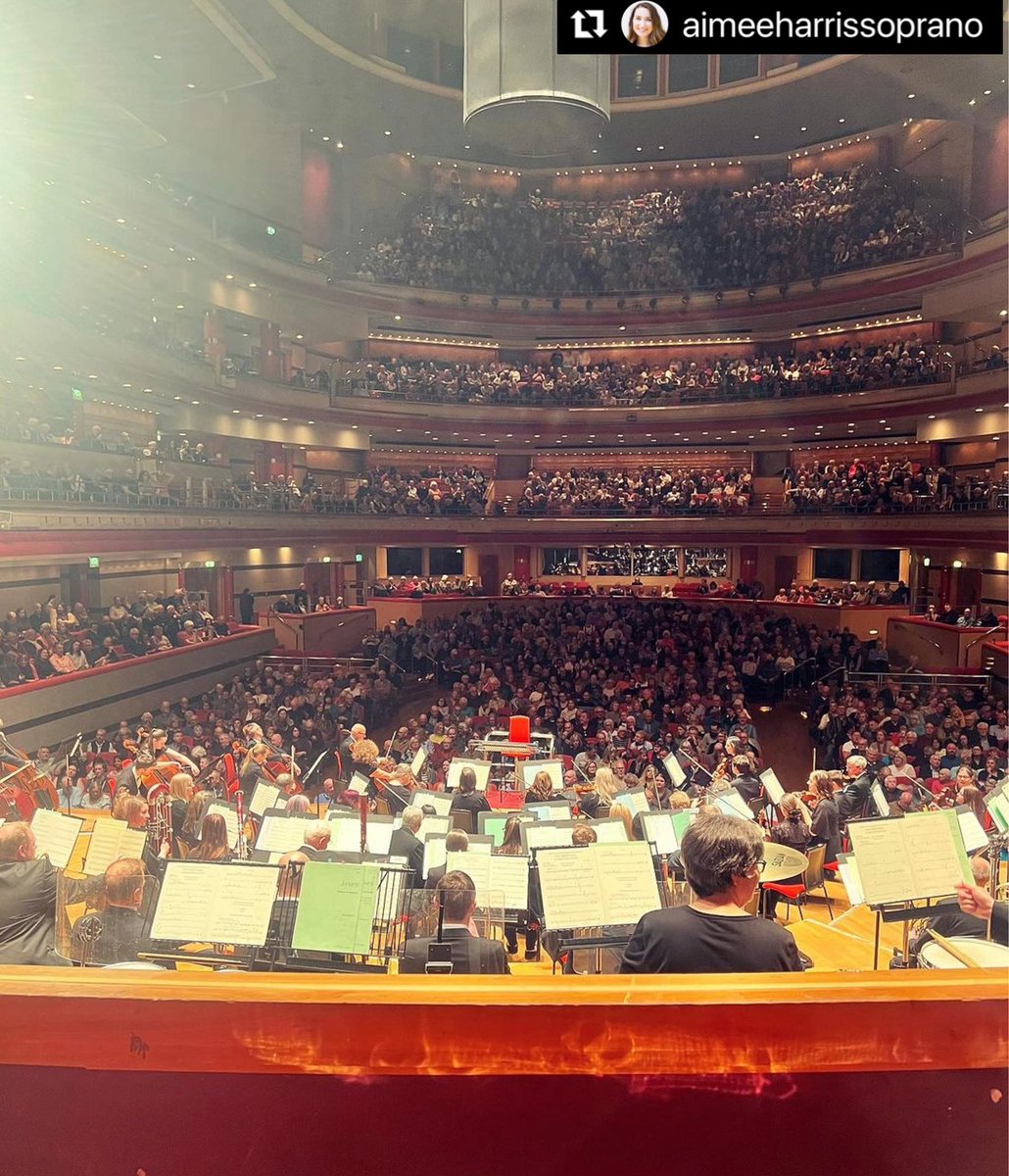 kathrynrudge's tweet photo. Happy Easter everyone!🌸
Special weekend singing for a stunning full audience @BMusic_Ltd Symphony Hall with #London Concert #Orchestra #Canzonetta #Choir and Sir Karl Jenkins on his 80th Birthday Tour🎶🕊️ Fab to see the #Paradise Easter Egg Art Project too!🐣🎨#Birmingham https://t.co/c4bQOn2x4t
