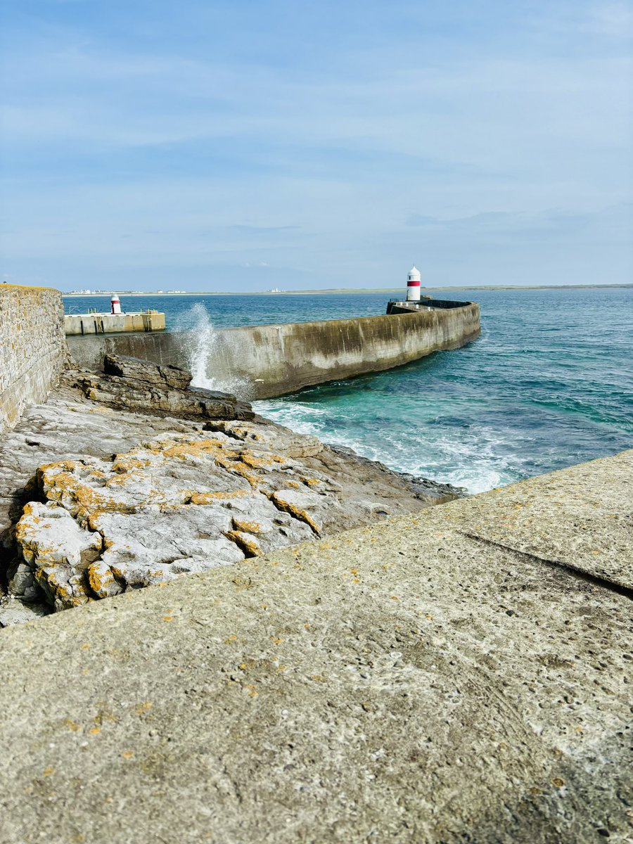 MrsOleary1814's tweet photo. I can't describe how happy it makes me being by the sea. Bliss with my beauties on the island we love. Day one ๐๐ค๏ธ๐ฎ๐ฒ๐
#EasterHolidays #EasterFamilyFun #AndRelax #IsleofMan #VisitIsleofMan #DiscoverIsleofMan #IOM #Castletown #PortErin https://t.co/8TwERBBGwn