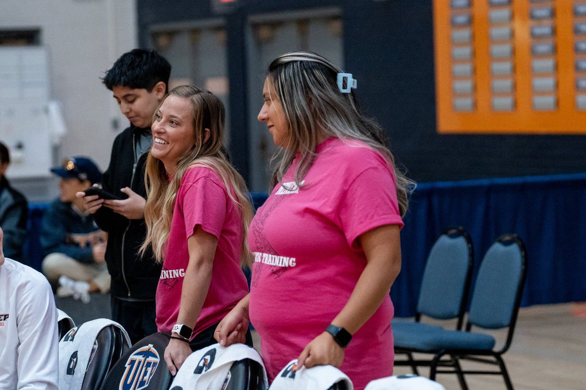 Shoutout to our rockstar athletic trainers, Kayleigh and Azul! 🙌 From taping ankles to keeping us hydrated, they’re the real MVPs of our volleyball team 🫶 #PicksUp @UTEPSportsMed