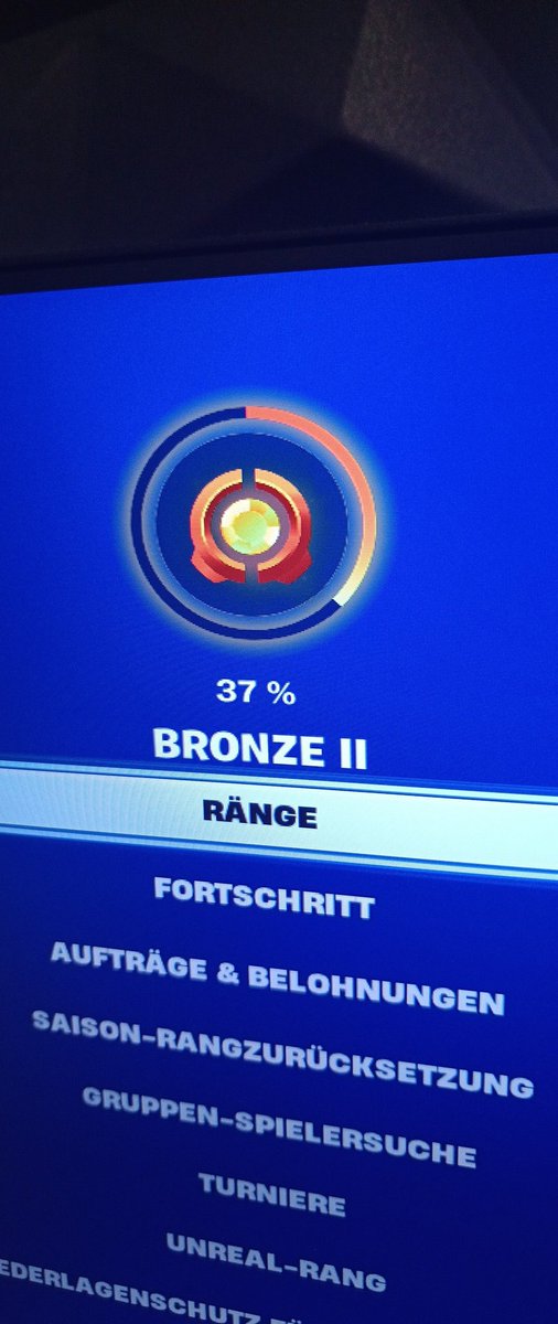 kyrixv2's tweet photo. 37 Kills win und nur Bronze 2 das ist crazy https://t.co/ef0IO2CtB9