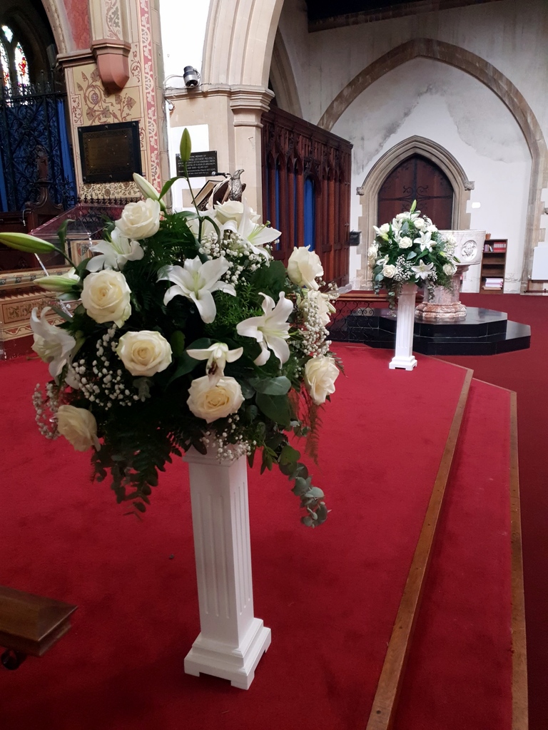 PoppiesFloristB's tweet photo. Beautiful Plinth of flower created by Poppies Florist Bournemouth #weddingideas #bridetobe #engaged #flower #flowerarrangement #floral #dorsetweddings #bournemouthweddings #eventflorist
https://t.co/yHgOBvMnBi https://t.co/1qeIAd4w0b