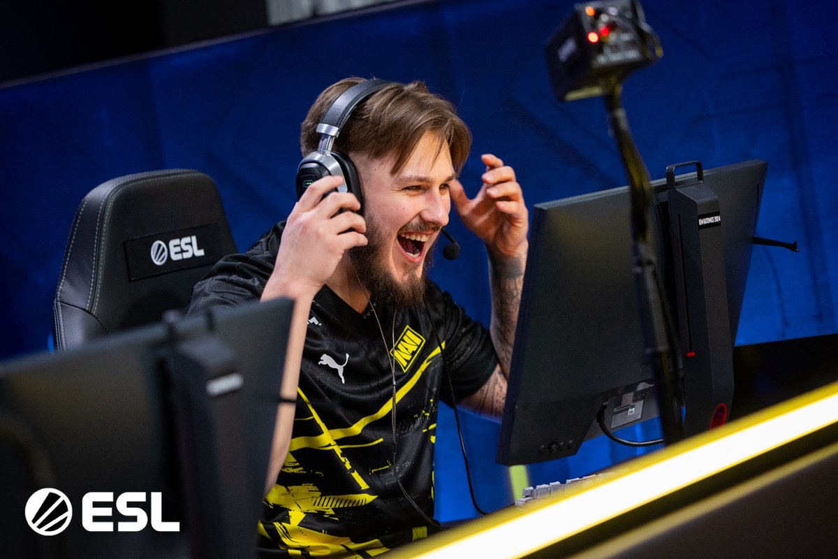 ESLCS's tweet image. THE FIRST TO EVER DO IT IN CS2!

@natusvincere are the Major Champions! 👏