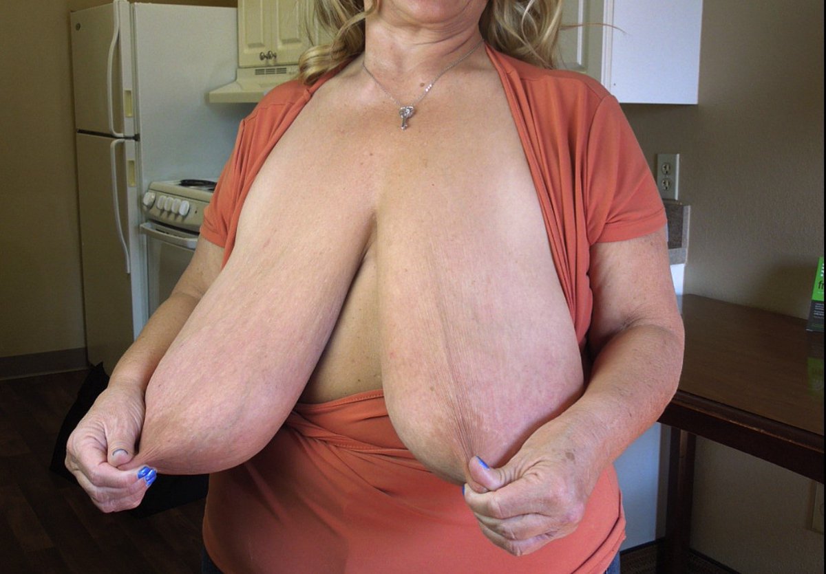 RobJ_BobJ's tweet photo. She wants to be anonymous…all I can show is this. She was self conscious of her big white hanging tits…NOW she knows that it doesn’t matter as long as they are BIG. Just like her round ass. Eugene’s wife is a BBC slut now.

#BLACKED #RefugeesWelcome #BREEDBLACK #BNWO #QOS #BBC https://t.co/Nmp8vu88Bt