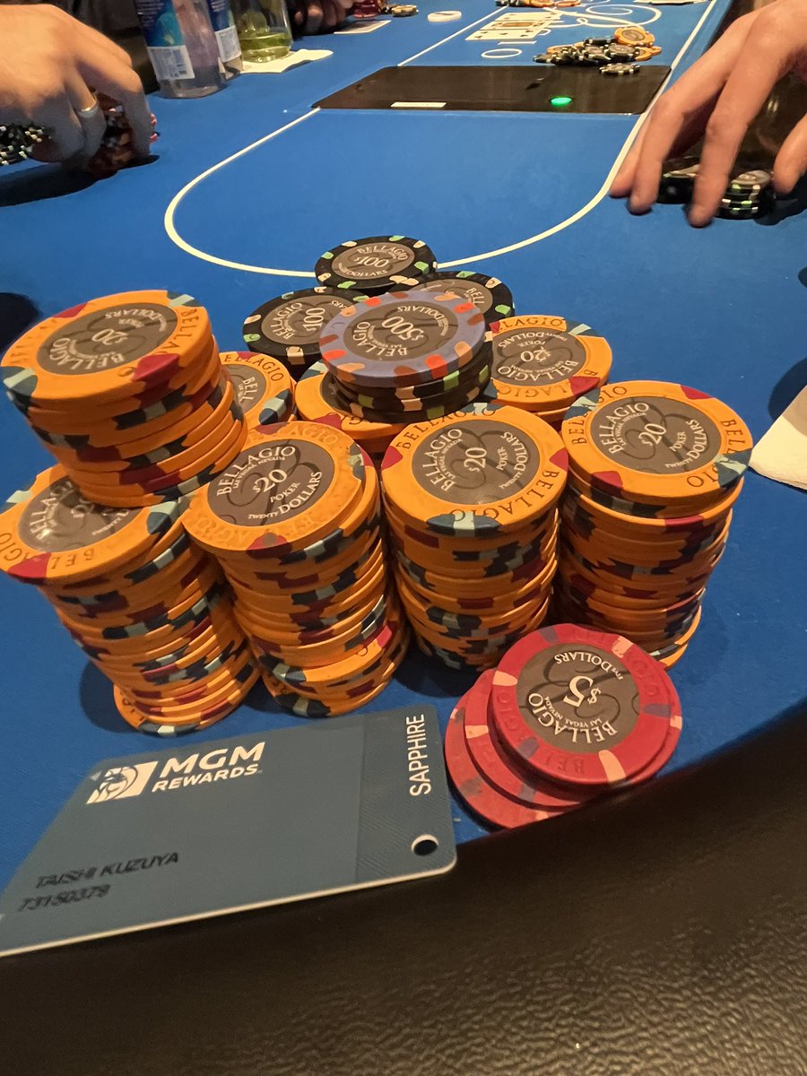 ラスベガス最終日
とりあえず勝ててよかった！
英語も前より話せるように
なってたし、得るものが多い
ライブ稼働でした。

アメリカ次は6月予定

溜めている仕事が多いので
日本帰ったら
稼働以外の仕事沢山します🙏

後は日本までの帰りの便が20時間、、、
厳つい