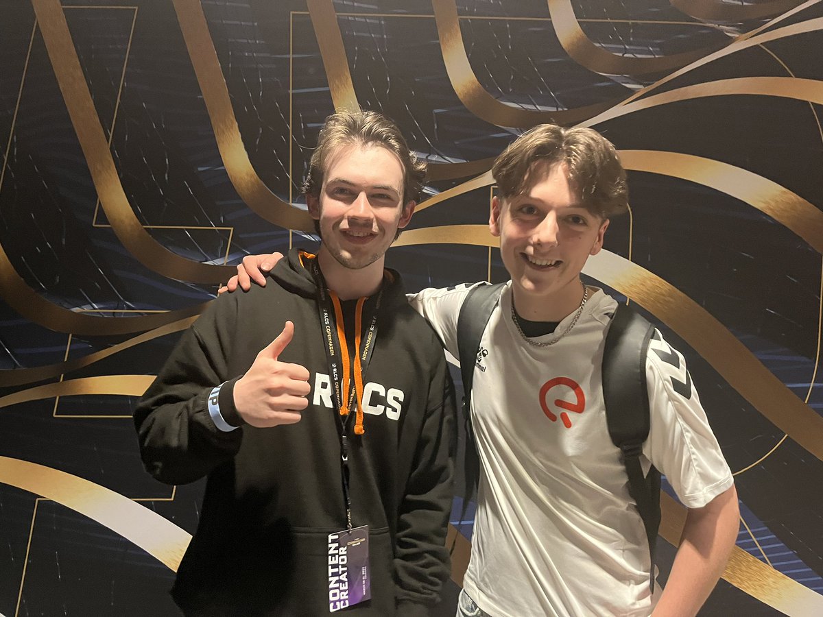 Emil tweet media